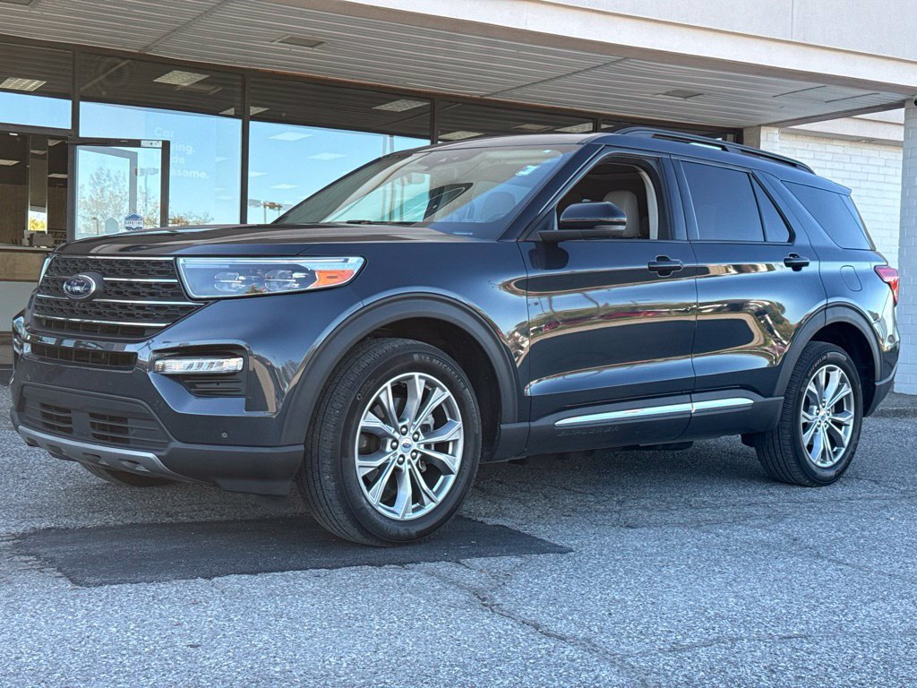 Used 2023 Ford Explorer XLT w/ Equipment Group 202A AWD/4WD image 20