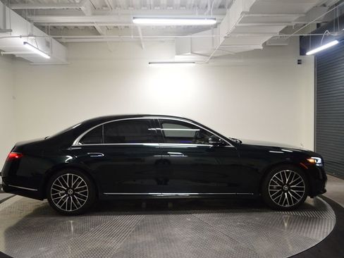 Used 2026 Mercedes-Benz S 500 4MATIC image 8
