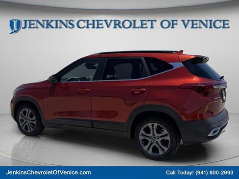Used 2023 Kia Seltos S w/ Navigation Package FWD image 7