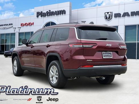 New 2025 Jeep Grand Cherokee L Laredo image 4