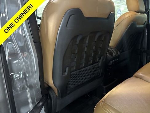 Used 2022 Jeep Wrangler Unlimited Rubicon 4xe w/ Cold Weather Group AWD/4WD image 25