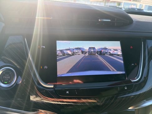 Used 2025 Cadillac XT6 Premium Luxury image 19