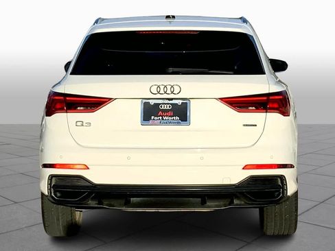 Used 2021 Audi Q3 2.0T Premium w/ Convenience Package AWD/4WD image 5