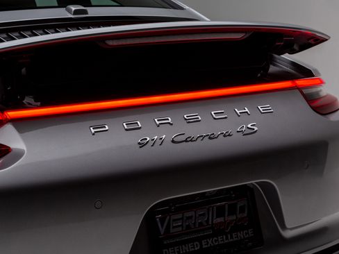 Used 2019 Porsche 911 Carrera 4S image 32