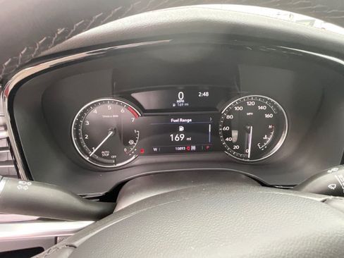 Used 2024 Cadillac XT6 Luxury w/ LPO, Floor Liner Package AWD/4WD image 11