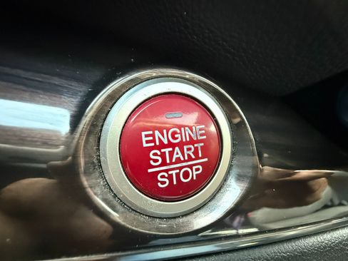 Used 2016 Honda CR-V Touring image 20