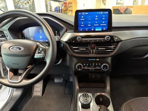 Used 2025 Ford Escape Active image 15