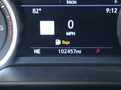 Used 2021 Chevrolet Tahoe Premier w/ Premium Package AWD/4WD image 12