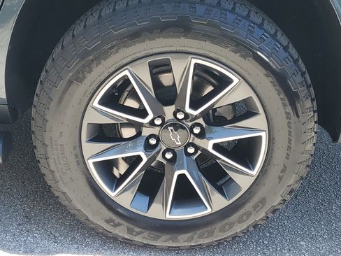 Used 2021 Chevrolet Tahoe Z71 AWD/4WD image 7