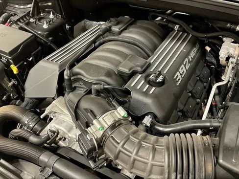 Used 2019 Dodge Durango SRT w/ Technology Group image 35