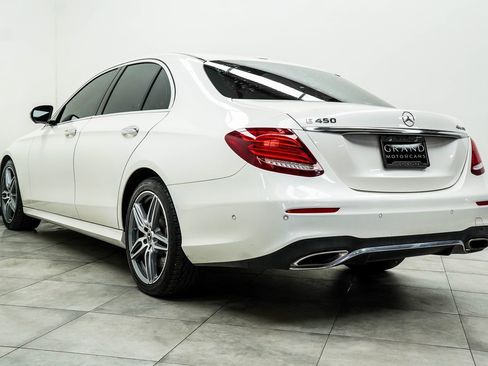 Used 2020 Mercedes-Benz E 450 4MATIC Sedan w/ Parking Assistance Package image 11