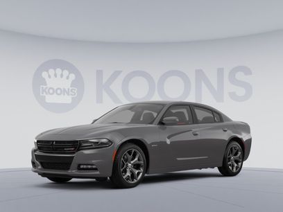 Used 2017 Dodge Charger R/T w/ Plus Group