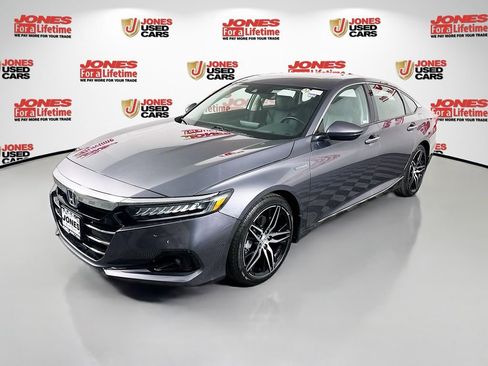 Used 2021 Honda Accord Touring image 14