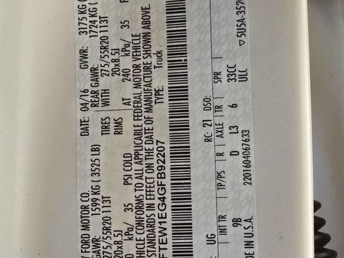 Used 2016 Ford F150 Platinum w/ Equipment Group 701A Luxury image 21