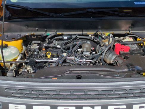 Used 2022 Ford Bronco Sport Badlands image 32