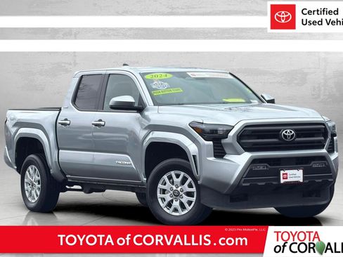 Certified 2024 Toyota Tacoma SR5 image 1