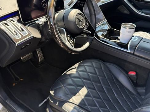 Used 2024 Mercedes-Benz S 580 4MATIC Sedan image 2