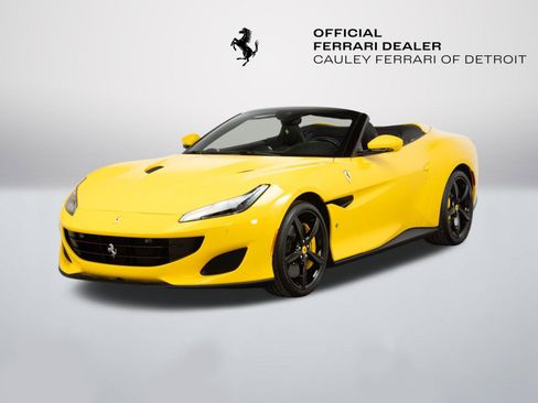 Certified 2020 Ferrari Portofino RWD image 4