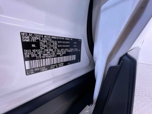 Used 2025 Toyota RAV4 XLE Premium FWD image 43