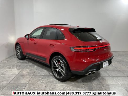Used 2022 Porsche Macan S w/ Premium Package Plus image 4
