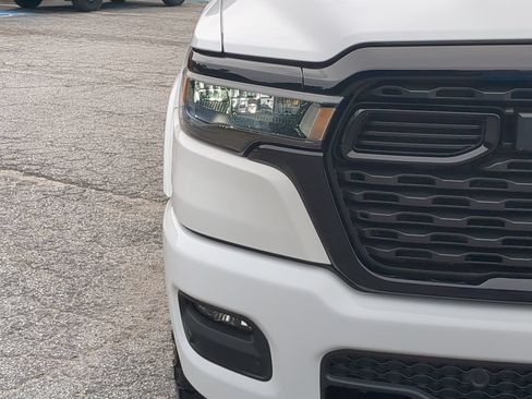 New 2026 RAM 1500 Big Horn AWD/4WD image 10