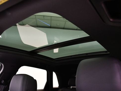 Used 2025 Audi Q3 2.0T Premium Plus w/ Premium Plus Package image 18