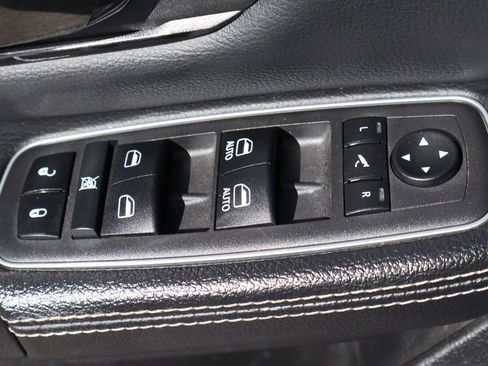 Used 2022 RAM 1500 Laramie w/ G/T Package image 18