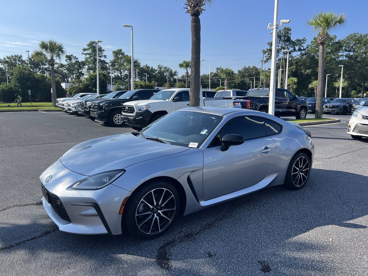 Used 2023 Toyota GR86 RWD image 7