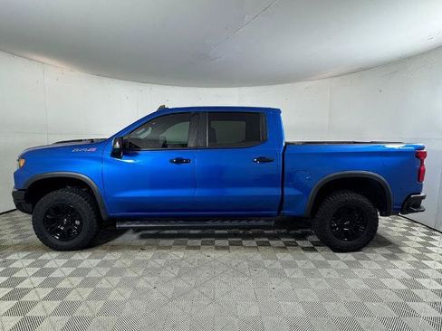 Used 2023 Chevrolet Silverado 1500 ZR2 w/ Technology Package AWD/4WD image 5