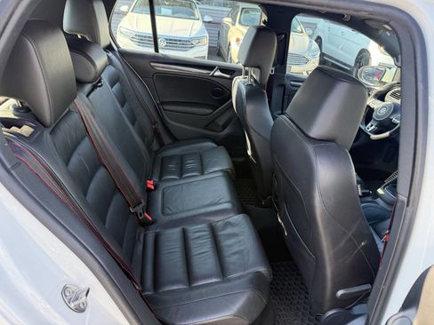 Used 2014 Volkswagen GTI Driver's Edition image 13