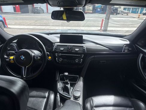 Used 2017 BMW M3 RWD image 18