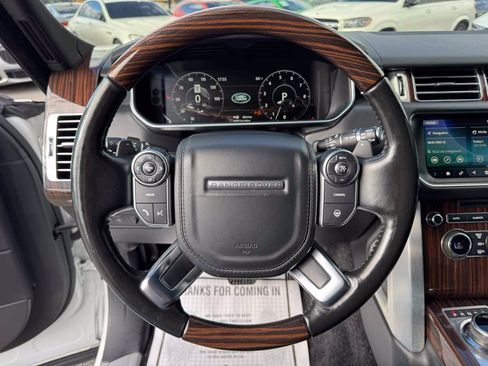 Used 2017 Land Rover Range Rover HSE AWD/4WD image 12