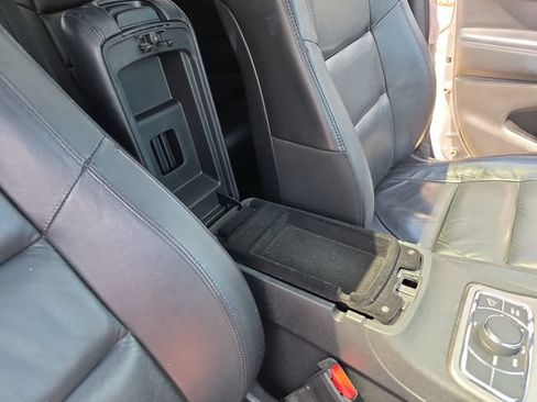 Used 2018 Jeep Grand Cherokee Limited AWD/4WD image 19