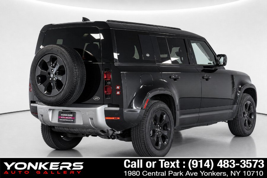 Used 2022 Land Rover Defender 110 SE AWD/4WD image 6