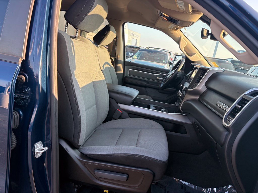 Used 2020 RAM 1500 Big Horn AWD/4WD image 16