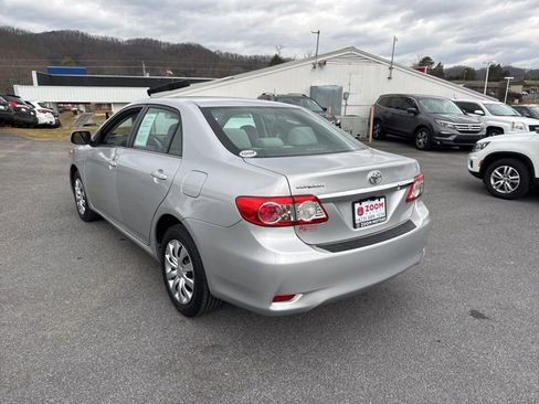 Used 2013 Toyota Corolla LE image 6
