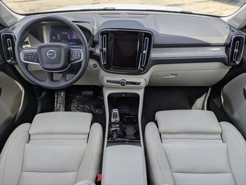 Used 2026 Volvo XC40 B5 Ultra w/ Climate Package AWD/4WD image 20