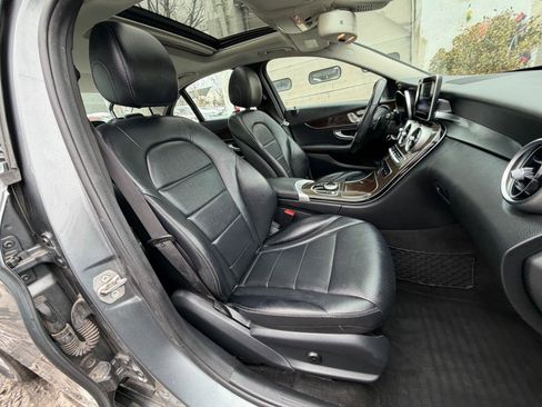 Used 2018 Mercedes-Benz C 300 4MATIC Sedan image 33