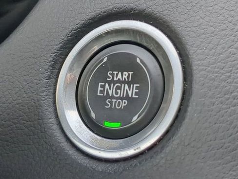 Used 2023 Cadillac XT4 Premium Luxury image 34