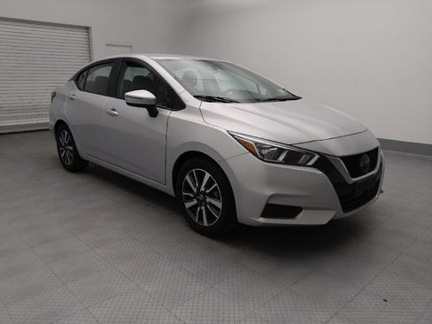 Used 2021 Nissan Versa SV image 13