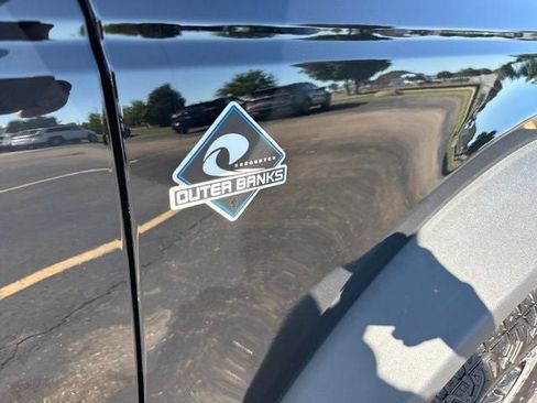 Used 2024 Ford Bronco Outer Banks w/ Sasquatch Package AWD/4WD image 5