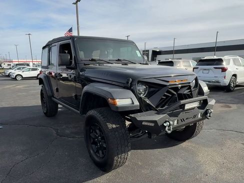 Used 2020 Jeep Wrangler Unlimited Sport AWD/4WD image 2