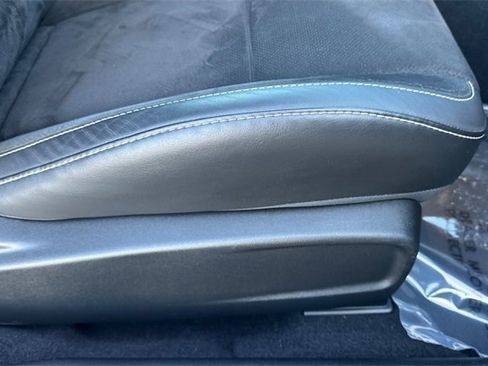 Used 2019 Dodge Challenger SRT Hellcat image 23