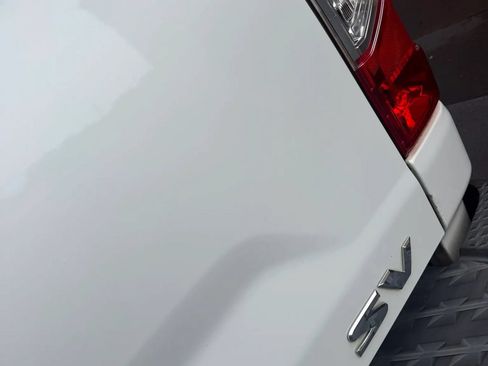 Used 2017 Nissan Titan SV RWD image 11