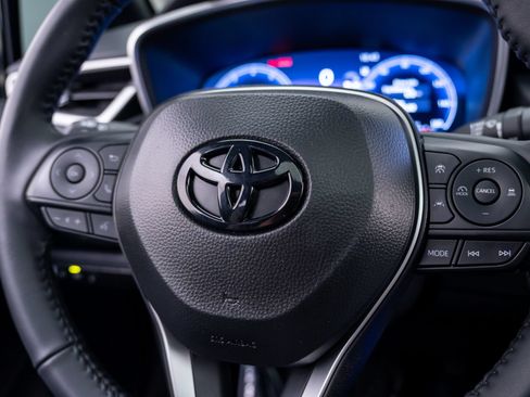 Used 2026 Toyota Corolla XSE FWD image 29