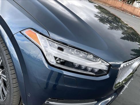 Used 2023 Volvo XC90 B6 Plus w/ Protection Package Premier image 32