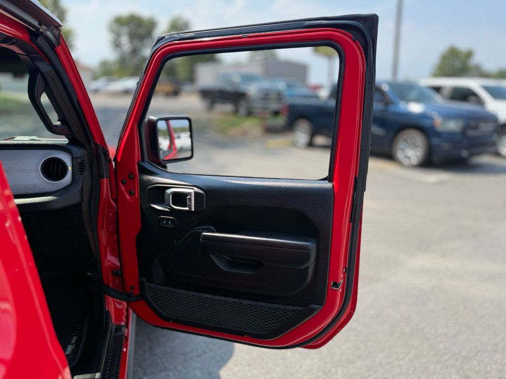 Used 2024 Jeep Gladiator Sport AWD/4WD image 27