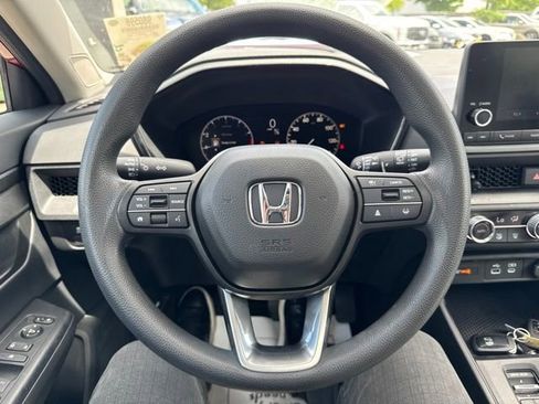 Used 2024 Honda CR-V EX image 16