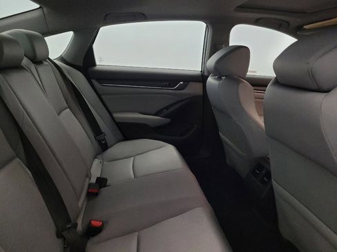 Used 2018 Honda Accord EX image 19