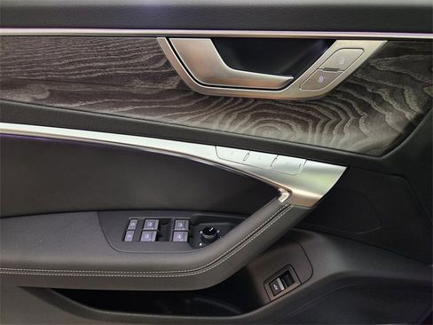 Used 2025 Audi A6 Premium Plus image 23